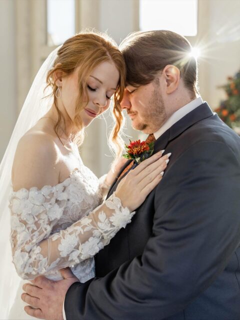 What a magical day yesterday was. @knotting_hill_place was everything I dreamed it would be. So much fun with family. Not pictured -my husband toting all of my things around. Congratulations to the Donohues. 🫶🏻🥰