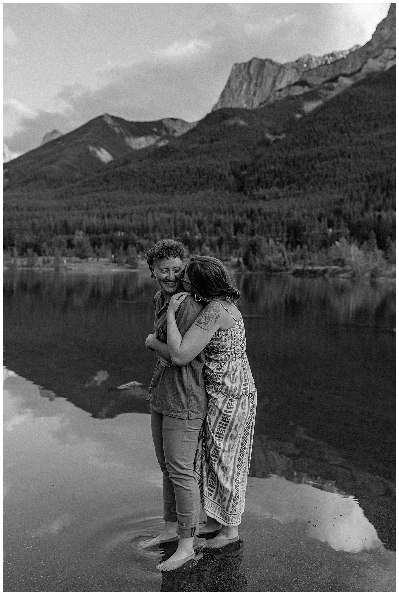 1NAP-0264-2 Amy & Bailey - Canmore Engagement Session